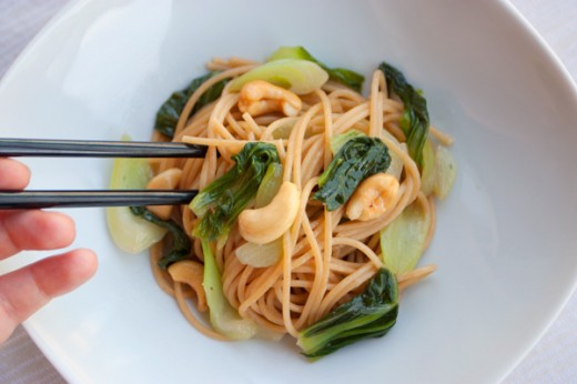 Spaghettini con baby bok choy e zenzero