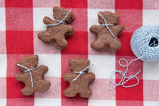 Biscotti di pasta frolla integrale al cacao